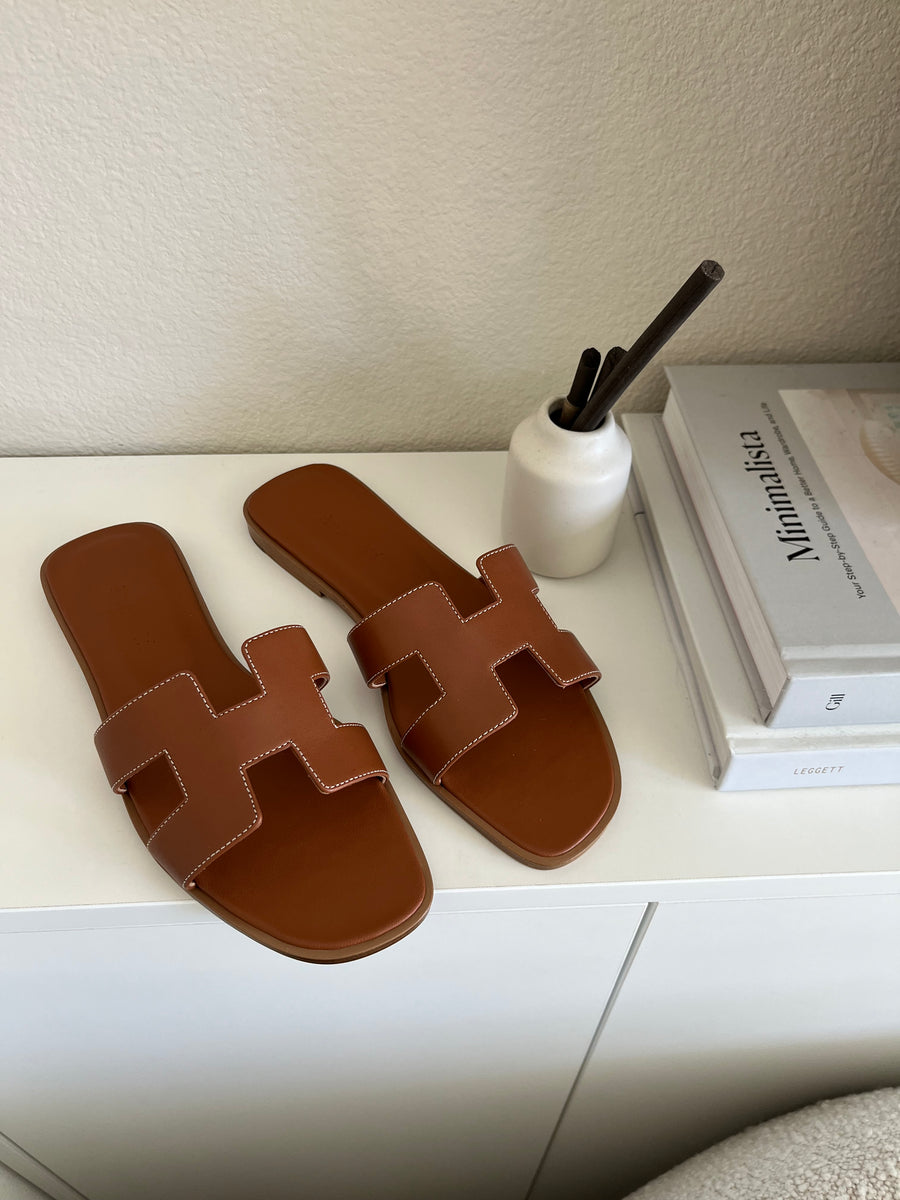 Lyka sandals