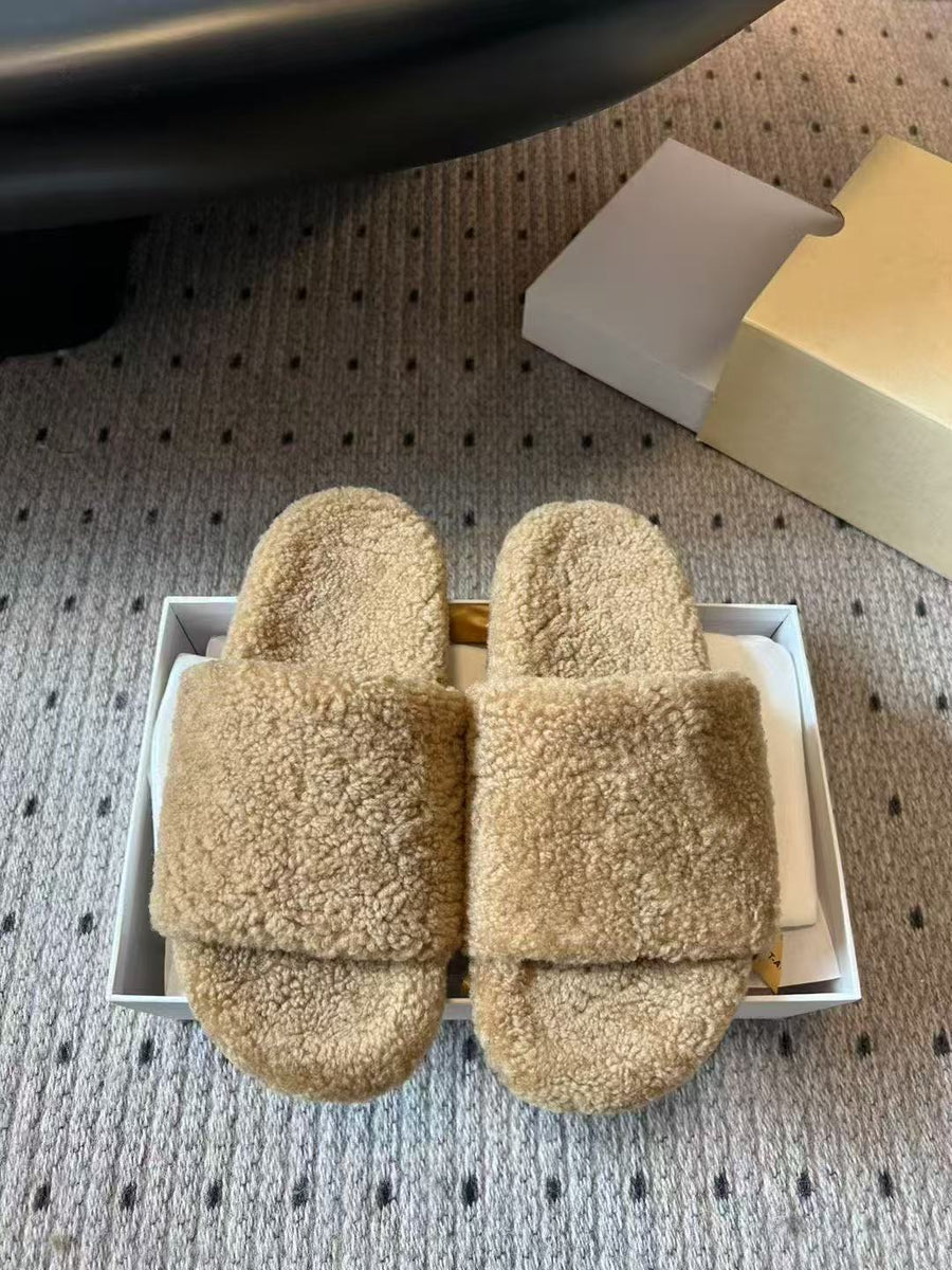 Jasmina fur slippers
