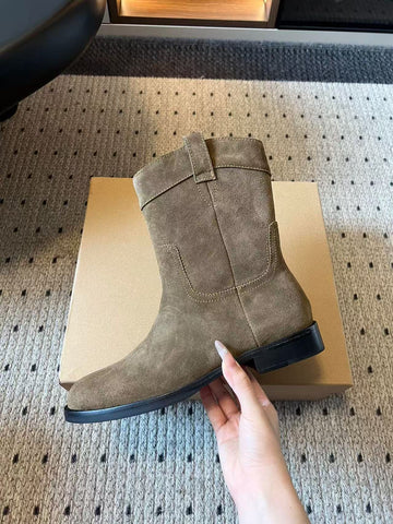 Oita suede ankle boots