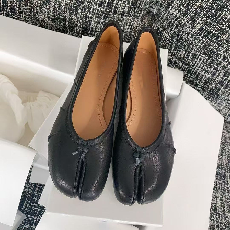 Morgan Split Toe Flats