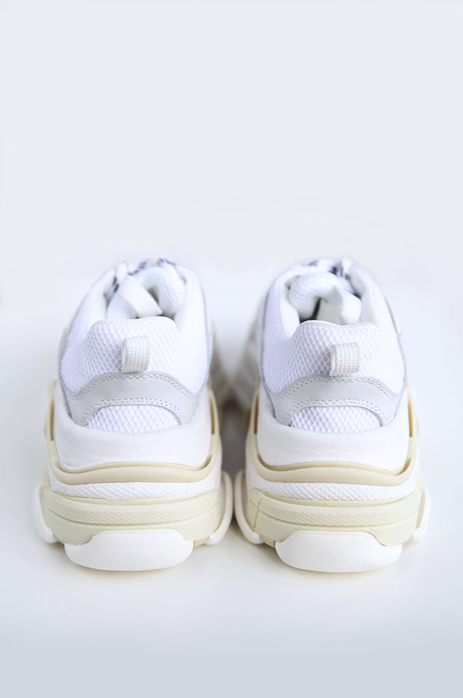 Vee sneakers