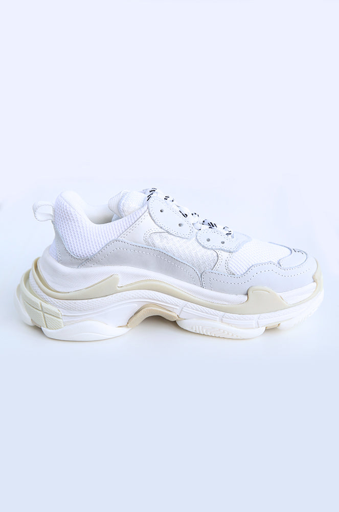 Vee sneakers