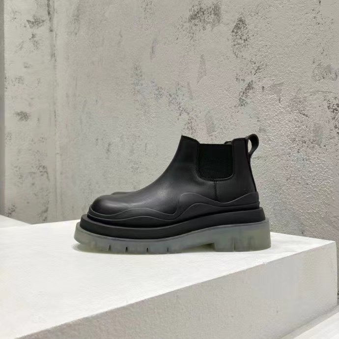 Nieo ankle boots translucent sole