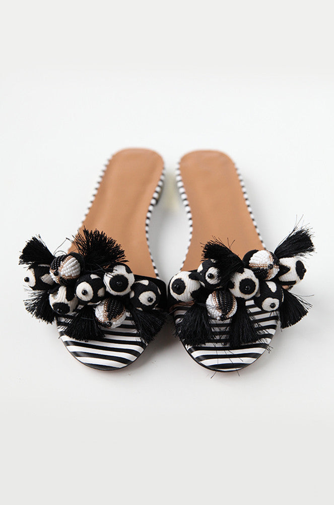 Foxxi Sandals one pair 37 left