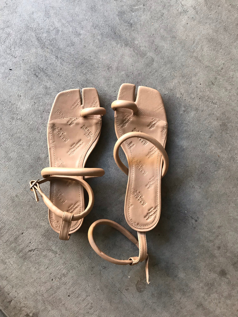 Leica sandals size 37 US 6.5
