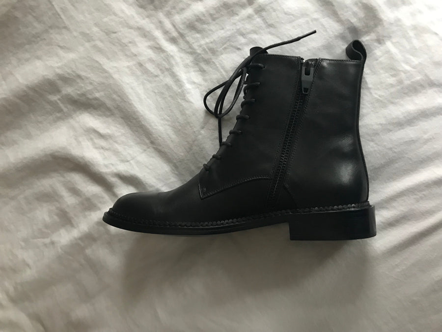 Mile boots – Anna Xi