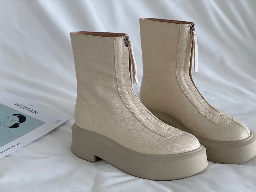 Palms boots in off white