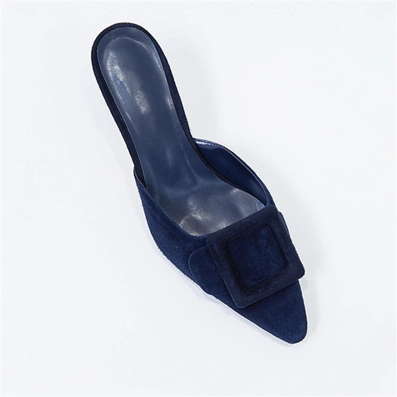 Quinn suede heels in navy