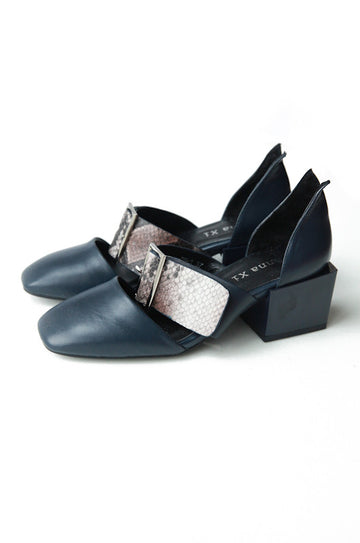 Jane Chunk Heel Loafers in Navy