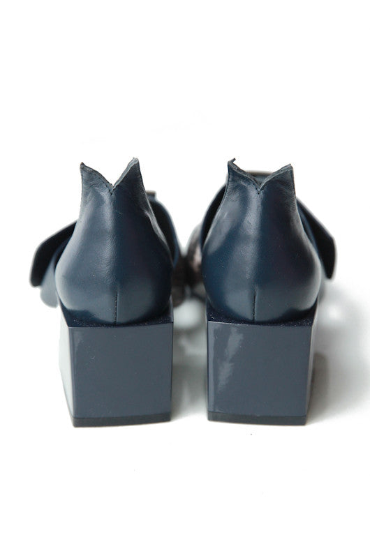 Jane Chunk Heel Loafers in Navy
